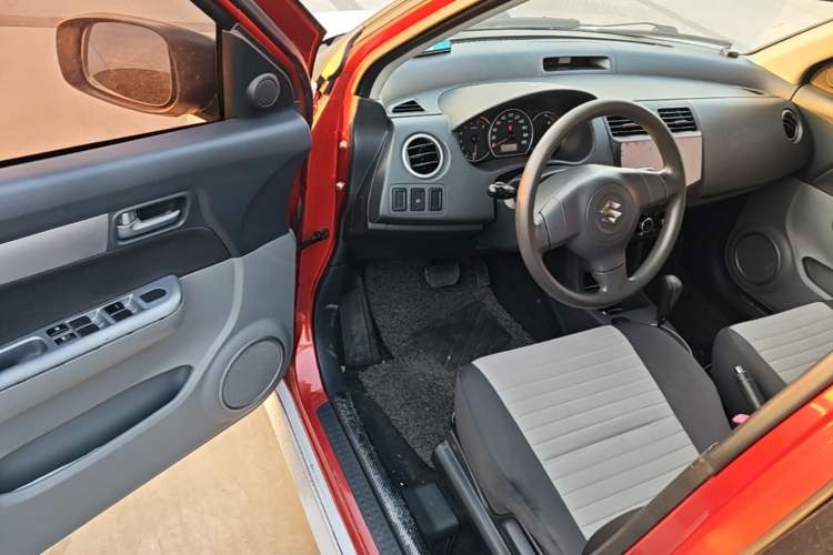 Used Suzuki Swift 2014 1.5L Automatic Fashion Edition Driver Seat