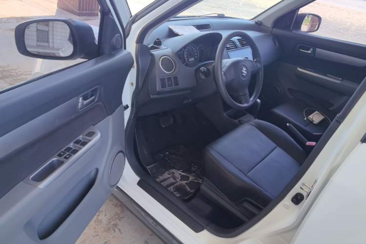 Used Suzuki Swift 2014 1.5L Automatic Fashion Edition Driver Seat