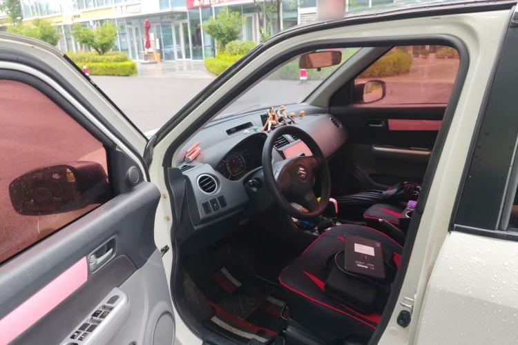 Used Suzuki Swift 2014 1.5L Automatic Fashion Edition Driver Seat