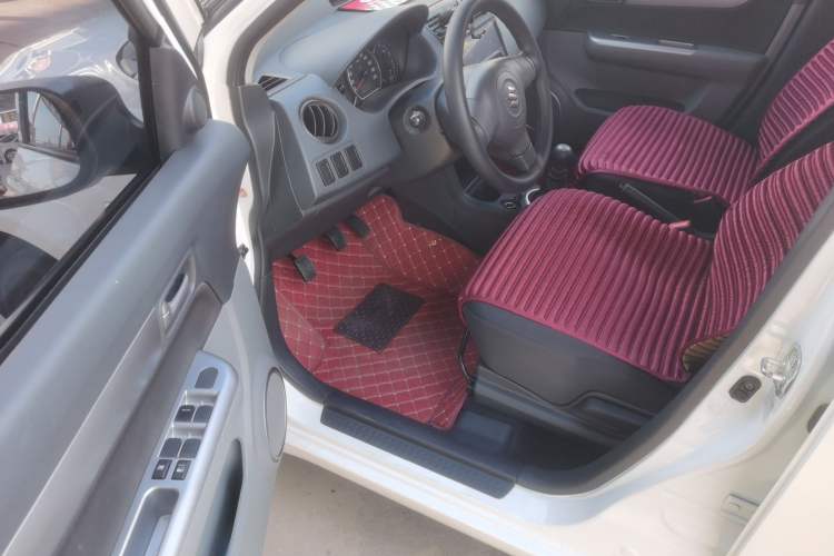 Used Suzuki Swift 2014 1.3L Manual Standard Edition Driver Seat