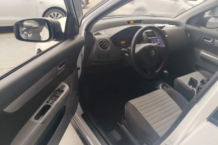 Used Suzuki Swift 2014 1.5L Automatic Fashion Edition Driver Seat