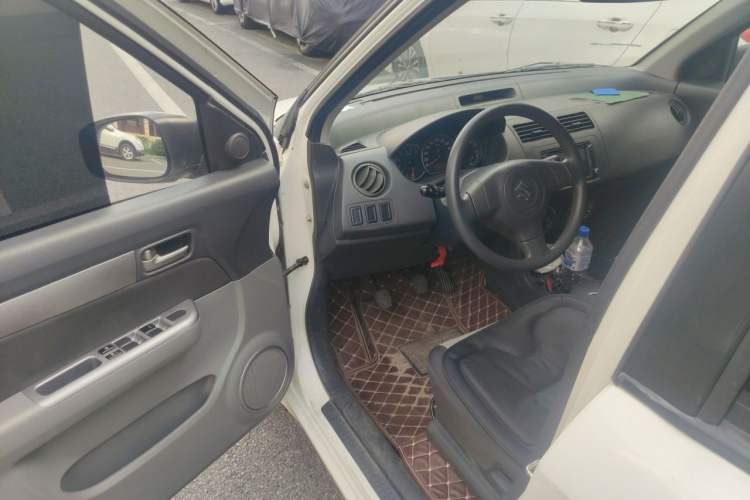 Used Suzuki Swift 2014 1.3L Manual Standard Edition Driver Seat