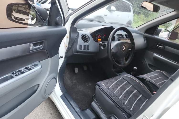 Used Suzuki Swift 2014 1.3L Manual Standard Edition Driver Seat