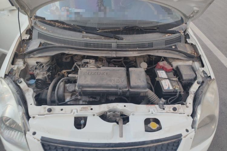 Used Suzuki Swift 2014 1.3L Manual Standard Edition Engine Bay