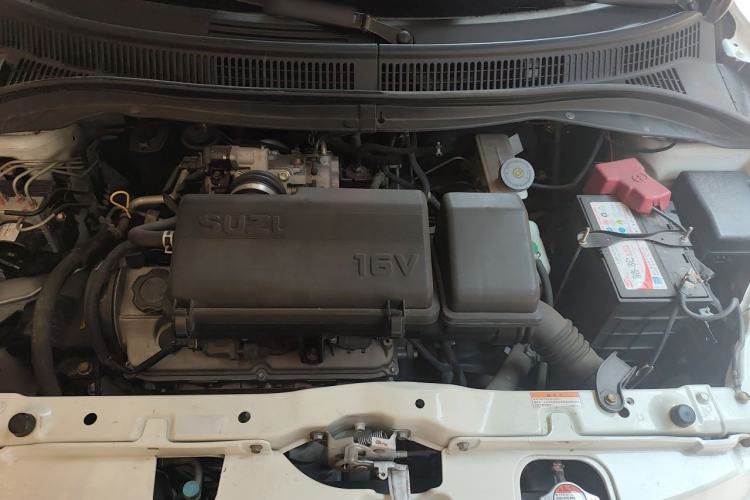 Used Suzuki Swift 2014 1.3L Manual Standard Edition Engine Bay
