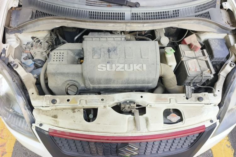 Used Suzuki Swift 2014 1.5L Automatic Fashion Edition Engine Bay