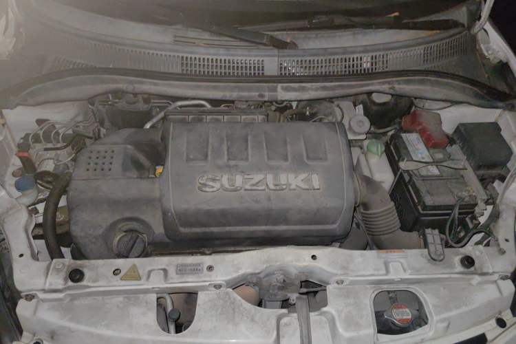 Used Suzuki Swift 2014 1.5L Automatic Fashion Edition Engine Bay
