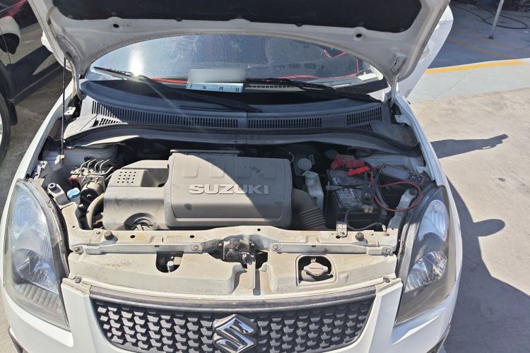 Used Suzuki Swift 2014 1.5L Automatic Fashion Edition Engine Bay