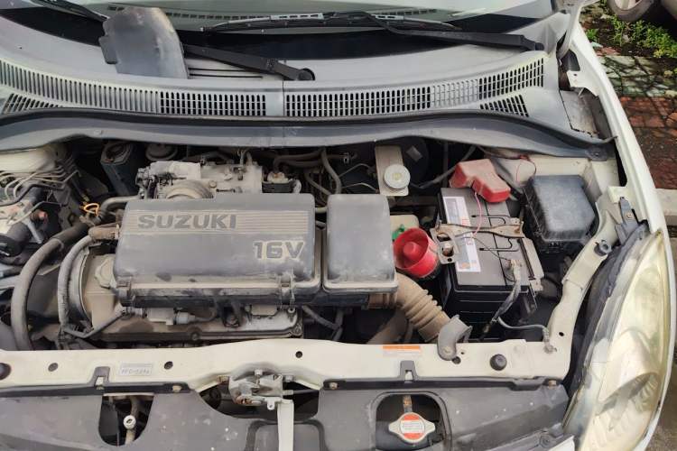Used Suzuki Swift 2014 1.3L Manual Standard Edition Engine Bay Left