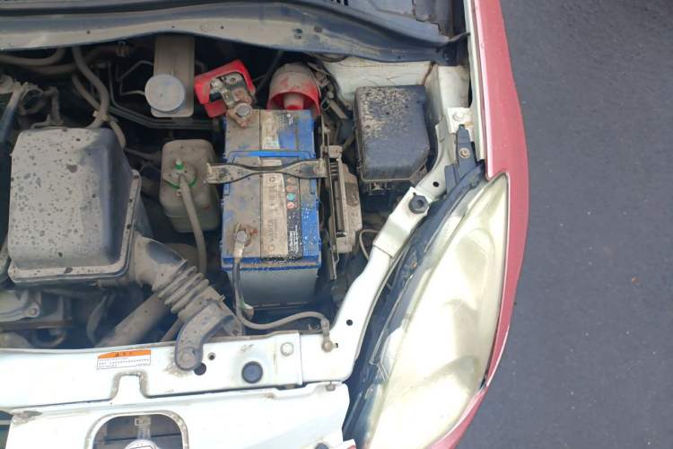 Used Suzuki Swift 2014 1.3L Manual Standard Edition Engine Bay Left