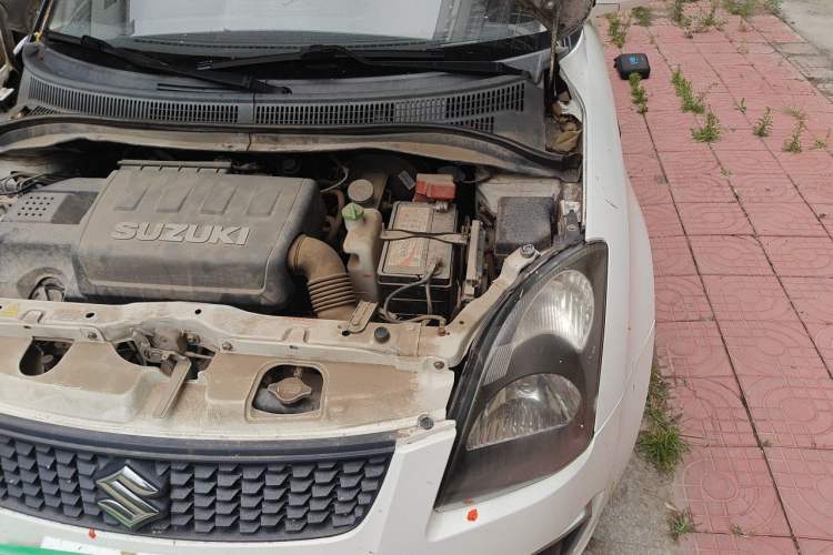 Used Suzuki Swift 2014 1.5L Automatic Fashion Edition Engine Bay Left