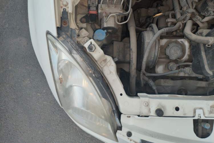 Used Suzuki Swift 2014 1.3L Manual Standard Edition Engine Bay Right