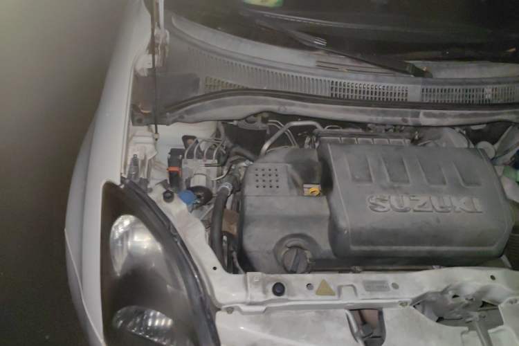 Used Suzuki Swift 2014 1.5L Automatic Fashion Edition Engine Bay Right