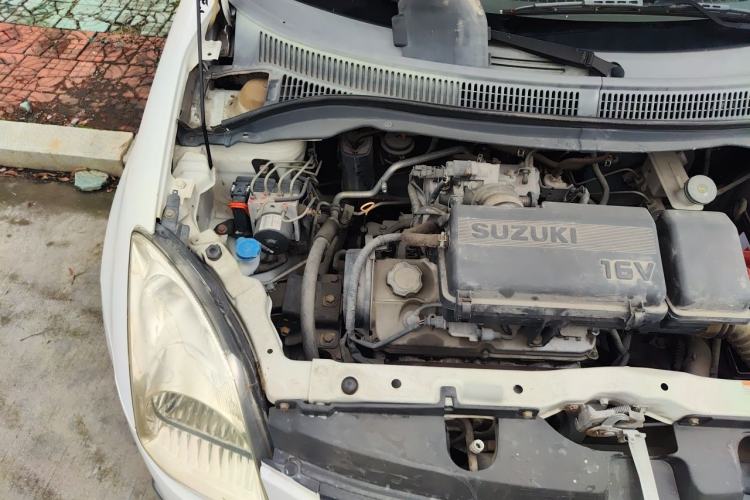 Used Suzuki Swift 2014 1.3L Manual Standard Edition Engine Bay Right