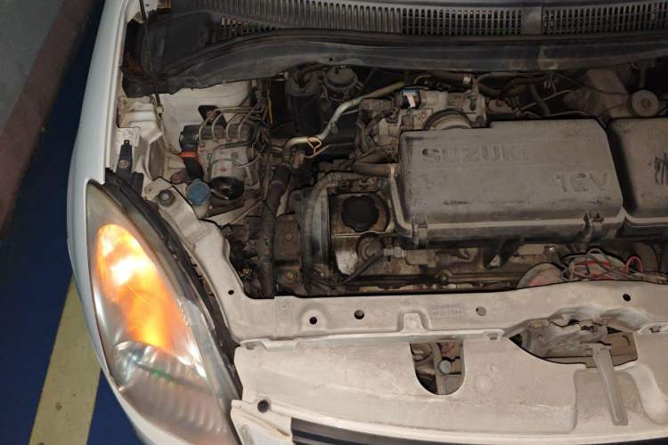 Used Suzuki Swift 2014 1.3L Manual Standard Edition Engine Bay Right