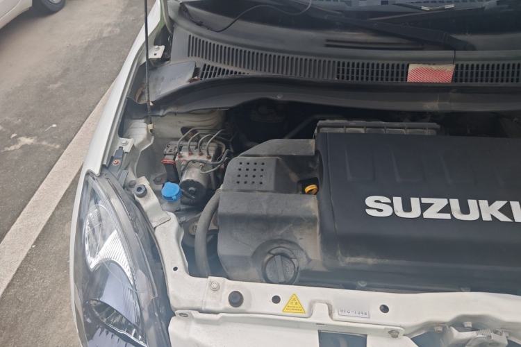 Used Suzuki Swift 2014 1.5L Automatic Fashion Edition Engine Bay Right