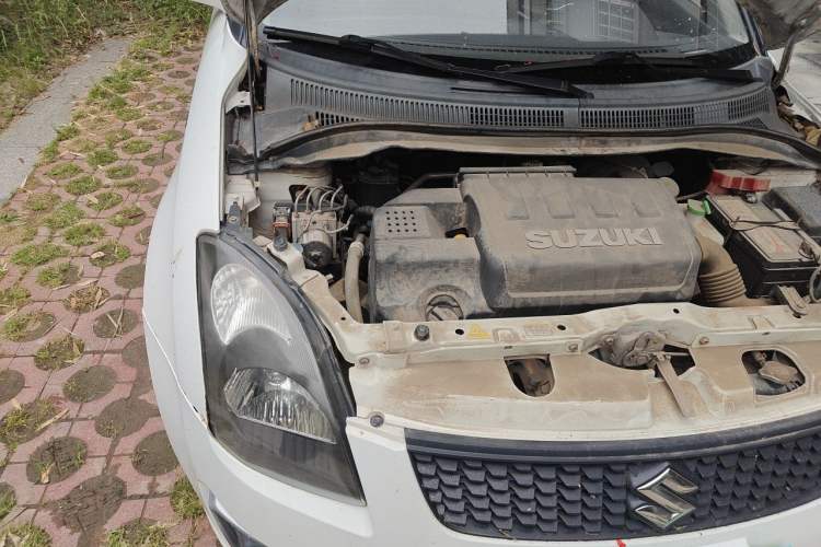 Used Suzuki Swift 2014 1.5L Automatic Fashion Edition Engine Bay Right