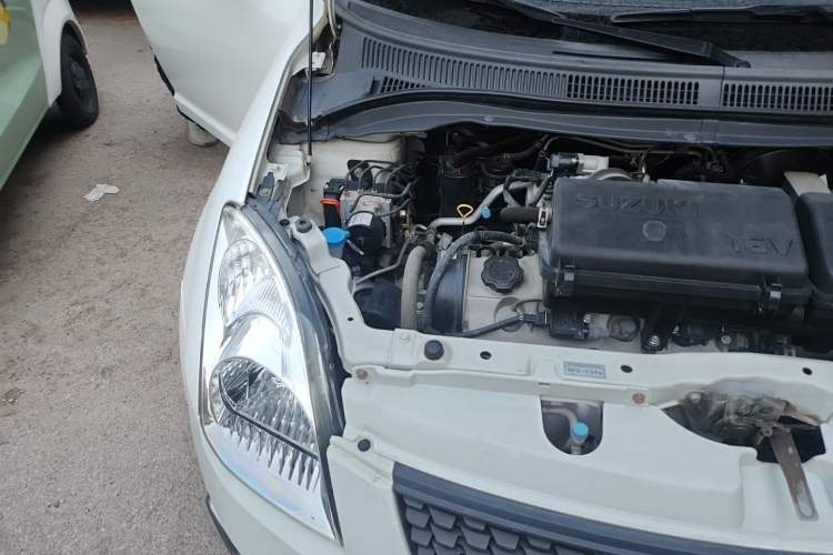 Used Suzuki Swift 2014 1.3L Manual Standard Edition Engine Bay Right