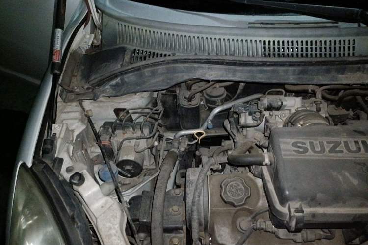 Used Suzuki Swift 2014 1.3L Manual Standard Edition Engine Bay Right