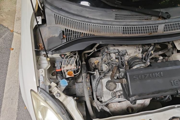 Used Suzuki Swift 2014 1.3L Manual Standard Edition Engine Bay Right