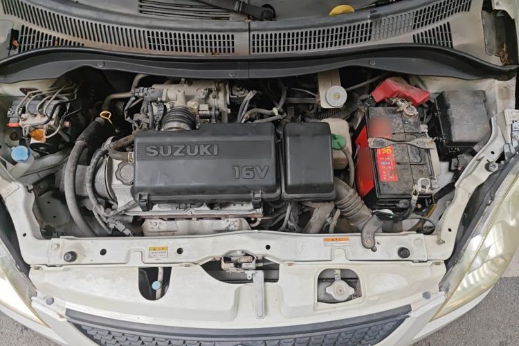 Used Suzuki Swift 2014 1.3L Manual Standard Edition Engine Bay