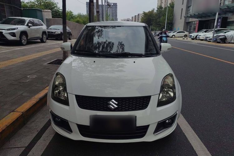 Used Suzuki Swift 2014 1.5L Automatic Fashion Edition Exterior 1