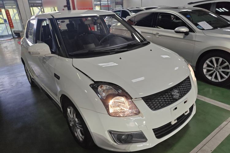 Used Suzuki Swift 2014 1.5L Automatic Fashion Edition Exterior 1