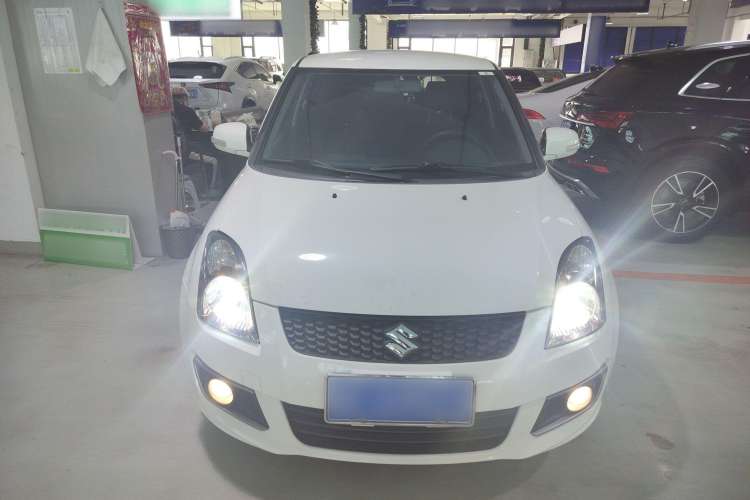 Used Suzuki Swift 2014 1.5L Automatic Fashion Edition Exterior 1