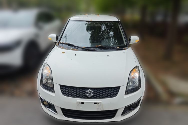Used Suzuki Swift 2014 1.5L Automatic Fashion Edition Exterior 1