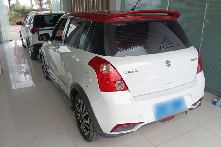 Used Suzuki Swift 2014 1.5L Automatic Fashion Edition Exterior 3