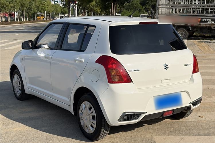 Used Suzuki Swift 2014 1.3L Manual Standard Edition Exterior 3