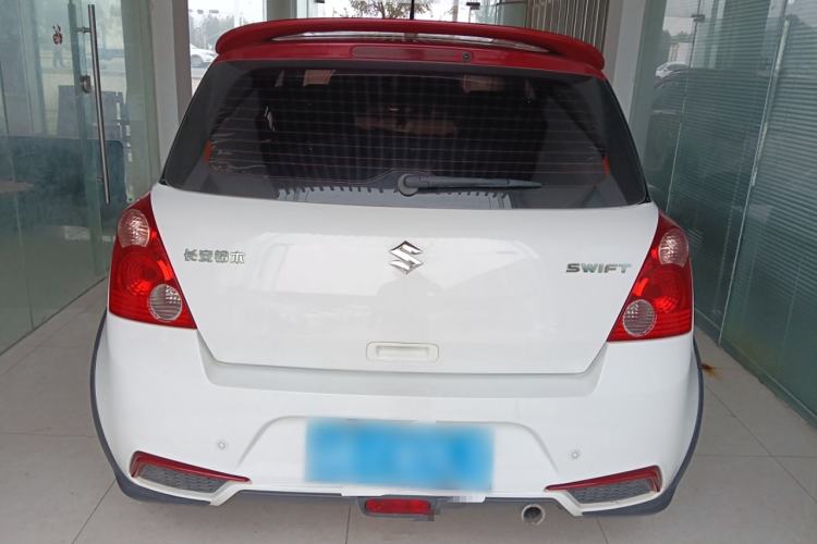 Used Suzuki Swift 2014 1.5L Automatic Fashion Edition Exterior 4