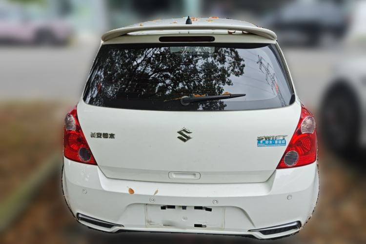 Used Suzuki Swift 2014 1.5L Automatic Fashion Edition Exterior 4