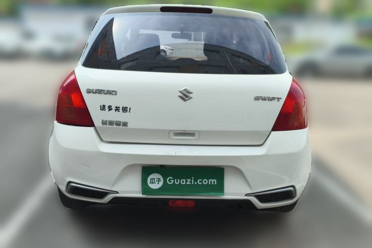 Used Suzuki Swift 2014 1.3L Manual Standard Edition Exterior 4