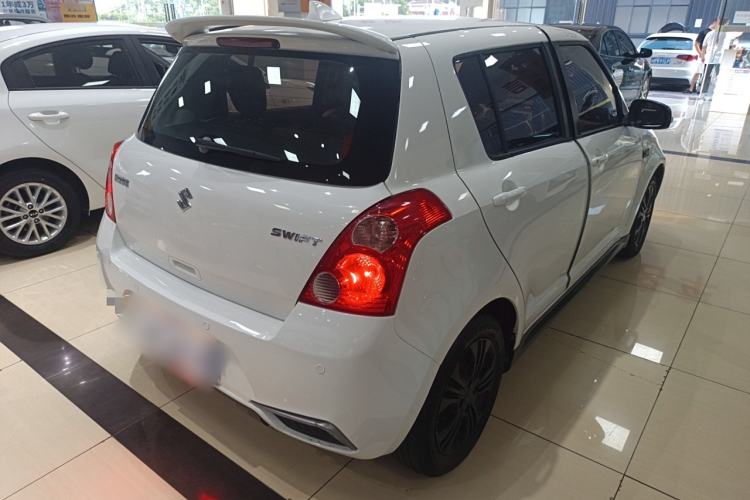 Used Suzuki Swift 2014 1.5L Automatic Fashion Edition Exterior 5