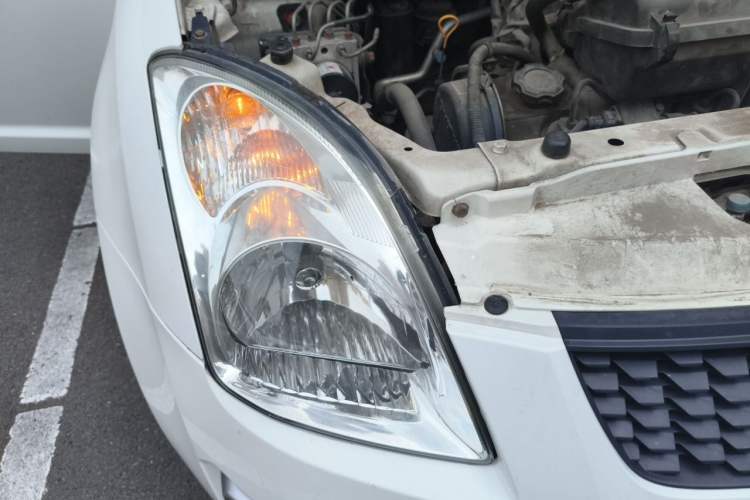 Used Suzuki Swift 2014 1.3L Manual Standard Edition Exterior 6