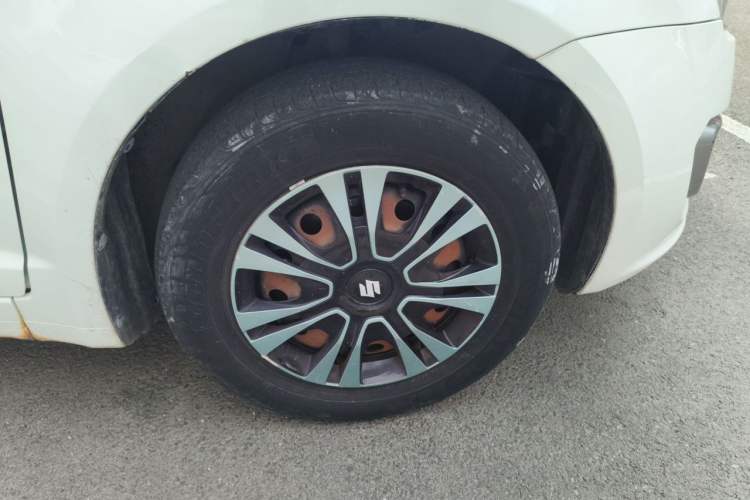 Used Suzuki Swift 2014 1.3L Manual Standard Edition Exterior 7