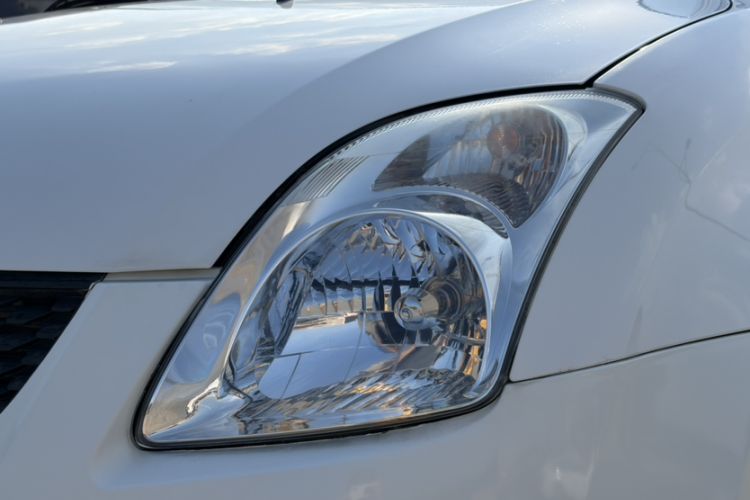 Used Suzuki Swift 2014 1.3L Manual Standard Edition Exterior 7