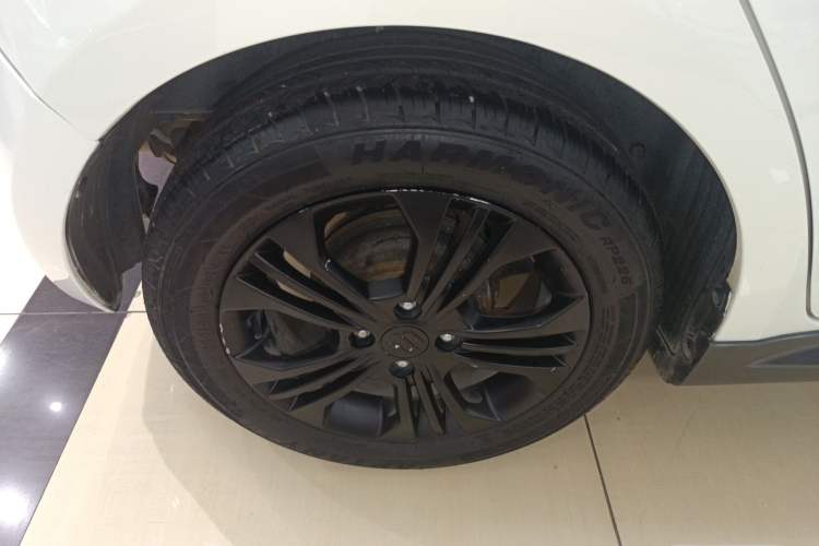 Used Suzuki Swift 2014 1.5L Automatic Fashion Edition Exterior 8