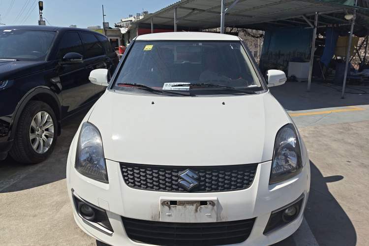 Used Suzuki Swift 2014 1.5L Automatic Fashion Edition Front