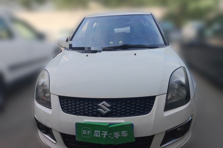 Used Suzuki Swift 2014 1.5L Manual Fashion Edition Front
