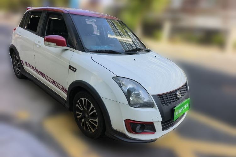 Used Suzuki Swift 2014 1.5L Automatic Fashion Edition Front Right 45 Deg