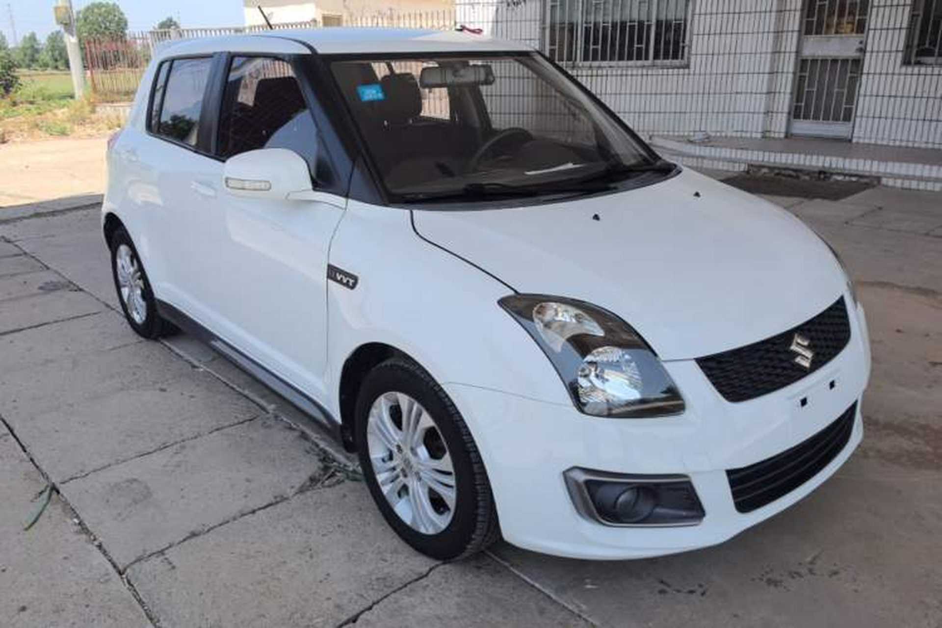 Used Suzuki Swift 2014 1.5L Automatic Fashion Edition Front Right 45 Deg