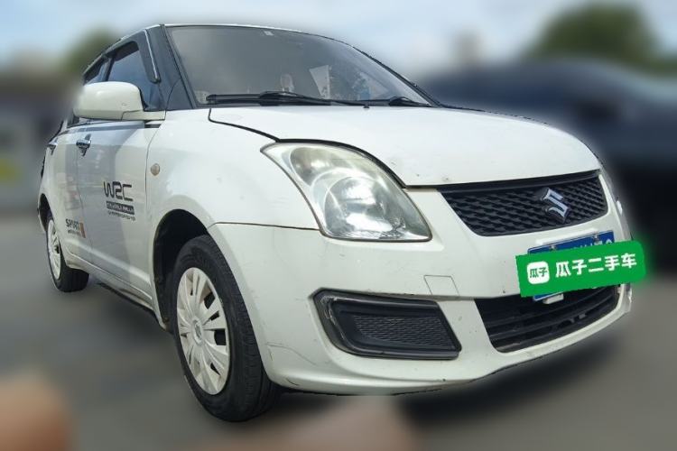 Used Suzuki Swift 2014 1.3L Manual Standard Edition Front Right 45 Deg