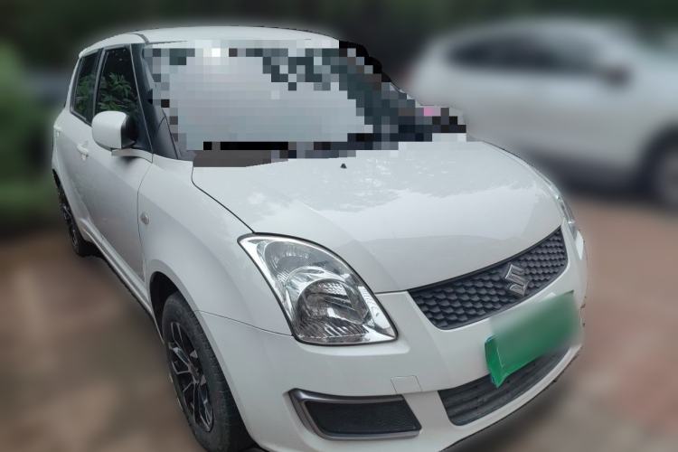 Used Suzuki Swift 2014 1.3L Manual Standard Edition Front Right 45 Deg