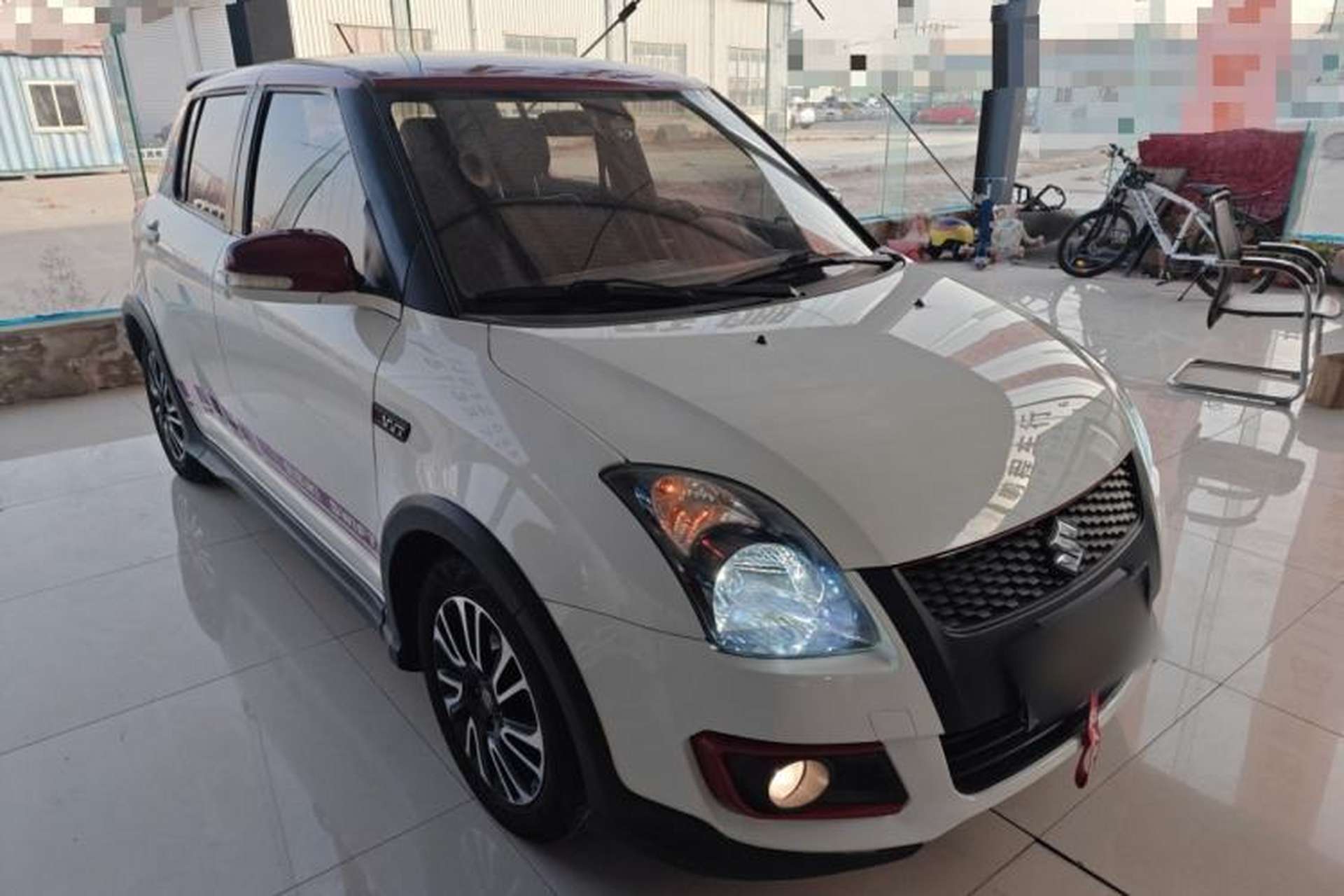 Used Suzuki Swift 2014 1.5L Automatic Fashion Edition Front Right 45 Deg