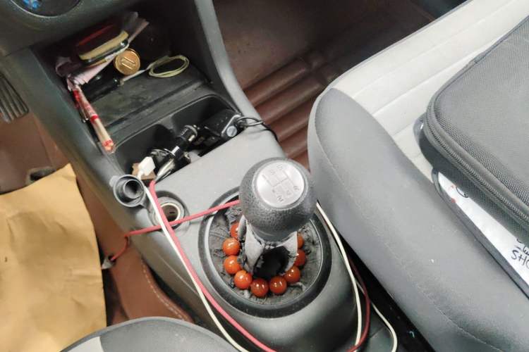 Used Suzuki Swift 2014 1.3L Manual Standard Edition Gear Lever