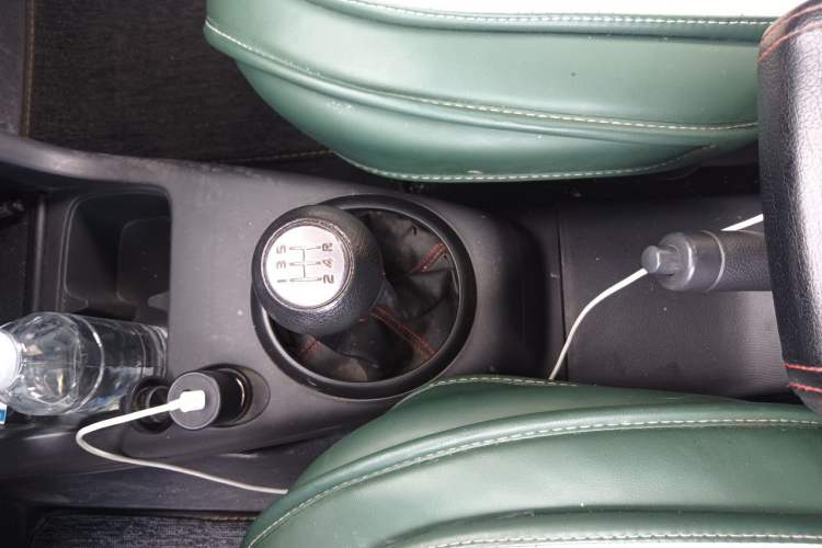 Used Suzuki Swift 2014 1.3L Manual Standard Edition Gear Lever