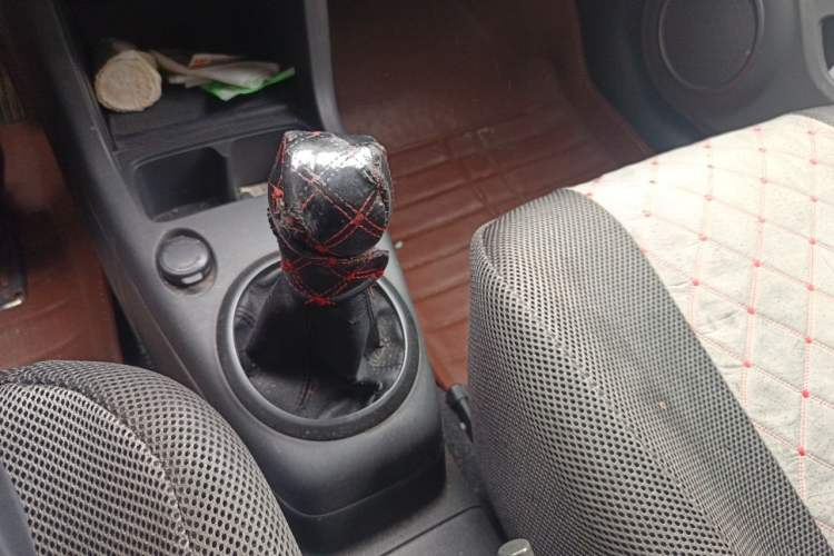 Used Suzuki Swift 2014 1.3L Manual Standard Edition Gear Lever