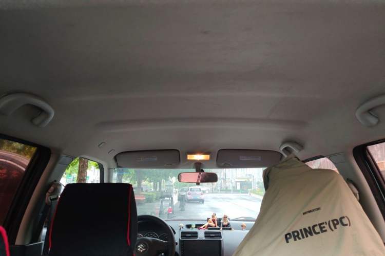 Used Suzuki Swift 2014 1.5L Automatic Fashion Edition Headliner